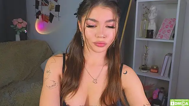 Caroline  Brown online show from October 9, 2025, 4:13 am