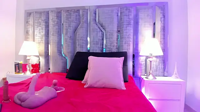 Snapshot of Ciara_Benet chatting on February 10, 2026, 12:15 pm Ciara Benet online show from February 10, 2026, 12:15 pm