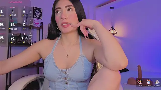 Snapshot of Miller_Vanessa_ chatting on November 24, 2025, 8:42 pm Miller Vanessa online show from November 24, 2025, 8:42 pm