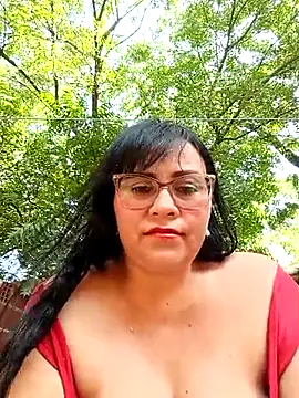 Snapshot of promiscuous-indecent-momm chatting on June 23, 2026, 7:34 pm promiscuous-indecent-momm online show from June 23, 2026, 7:34 pm