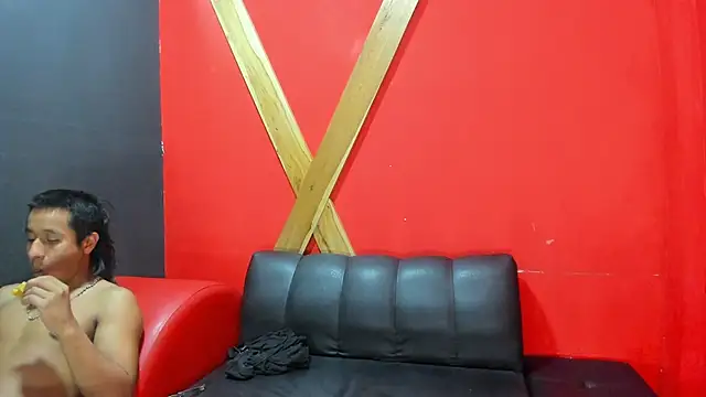 Snapshot of manuel_rey chatting on March 20, 2025, 12:19 am manuel rey online show from March 20, 2025, 12:19 am