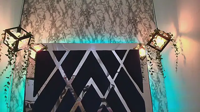 Snapshot of charlotte_bluee chatting on October 17, 2025, 7:15 pm charlotte bluee online show from October 17, 2025, 7:15 pm