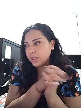 Naylasantos online show from October 7, 2025, 11:39 pm
