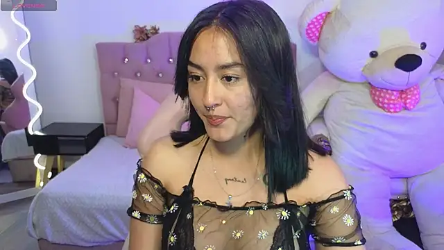 Snapshot of LUDO_KITTY_TAY chatting on March 3, 2025, 3:27 am LUDO KITTY TAY online show from March 3, 2025, 3:27 am