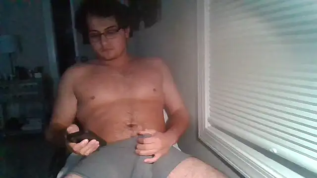 Snapshot of danyh2023 chatting on November 6, 2025, 6:39 am danyh2023 online show from November 6, 2025, 6:39 am