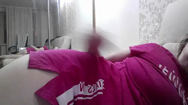 Snapshot of Victoria_secrets_ chatting on December 2, 2025, 3:14 pm Victoria secrets online show from December 2, 2025, 3:14 pm