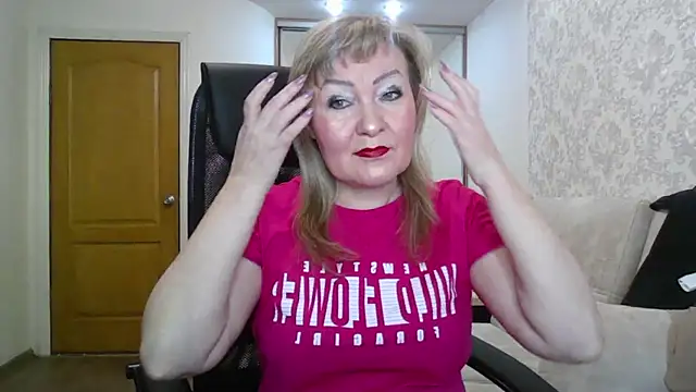 Snapshot of Victoria_secrets_ chatting on November 26, 2025, 6:13 am Victoria secrets online show from November 26, 2025, 6:13 am