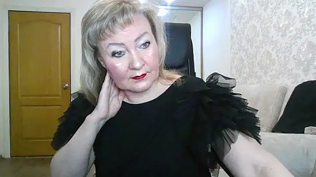 Snapshot of Victoria_secrets_ chatting on November 21, 2025, 4:11 am Victoria secrets online show from November 21, 2025, 4:11 am