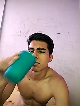 jose2004A- online show from March 21, 2025, 5:12 pm