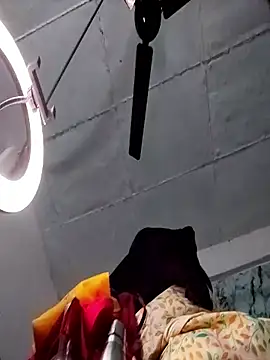 Snapshot of sushmatelugu-23 chatting on December 5, 2025, 12:04 pm sushmatelugu-23 online show from December 5, 2025, 12:04 pm