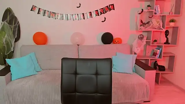 Snapshot of GabriellaMays chatting on October 24, 2025, 5:06 am GabriellaMays online show from October 24, 2025, 5:06 am