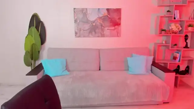 Snapshot of GabriellaMays chatting on December 15, 2025, 5:13 am GabriellaMays online show from December 15, 2025, 5:13 am