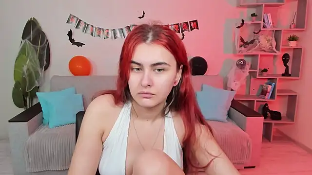 Snapshot of GabriellaMays chatting on October 19, 2025, 5:10 am GabriellaMays online show from October 19, 2025, 5:10 am