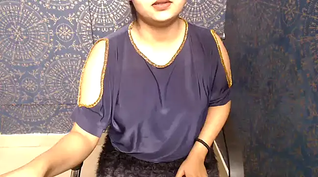 Snapshot of megancatluna chatting on March 19, 2025, 8:12 am megancatluna online show from March 19, 2025, 8:12 am