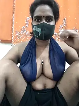 Snapshot of Mitila-3232 chatting on March 8, 2025, 10:11 am Mitila-3232 online show from March 8, 2025, 10:11 am