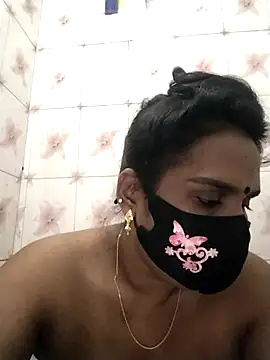 Snapshot of Mitila-3232 chatting on October 3, 2025, 2:37 am Mitila-3232 online show from October 3, 2025, 2:37 am