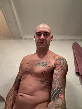 Snapshot of Jackcazzone_82 chatting on November 8, 2025, 9:29 pm Jackcazzone 82 online show from November 8, 2025, 9:29 pm