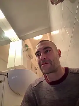 Snapshot of Jackcazzone_82 chatting on November 30, 2025, 12:11 am Jackcazzone 82 online show from November 30, 2025, 12:11 am