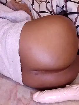 Snapshot of ChloeBab chatting on November 18, 2025, 8:17 am ChloeBab online show from November 18, 2025, 8:17 am