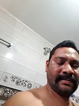 Snapshot of mohi77mohi chatting on February 18, 2025, 9:32 am mohi77mohi online show from February 18, 2025, 9:32 am