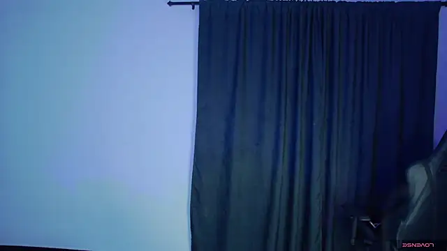 Arii moon online show from November 12, 2025, 7:40 pm