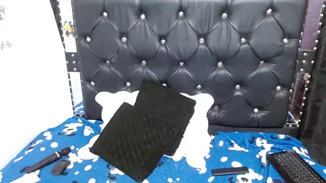 Snapshot of Megan_liz chatting on January 16, 2026, 12:36 am Megan liz online show from January 16, 2026, 12:36 am