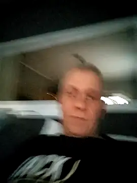 Snapshot of Teemu chatting on September 10, 2025, 4:50 pm Teemu online show from September 10, 2025, 4:50 pm