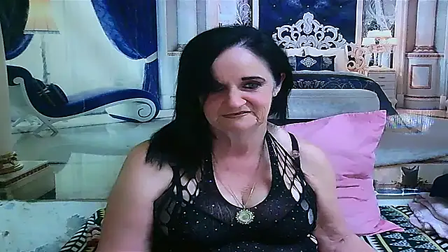 Snapshot of LuciousGrace chatting on July 3, 2026, 6:47 pm LuciousGrace online show from July 3, 2026, 6:47 pm