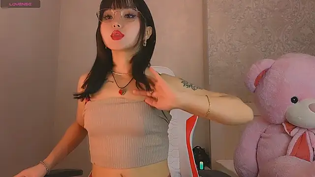 Demonic Angel  online show from January 17, 2026, 12:20 pm