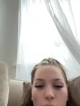 Snapshot of -Amora chatting on June 30, 2026, 11:21 am -Amora online show from June 30, 2026, 11:21 am