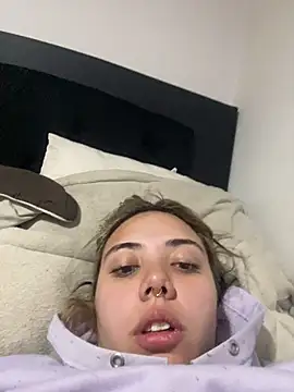  ivyginger online show from December 14, 2025, 11:10 pm