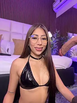 Snapshot of MelanieHillss chatting on May 16, 2026, 10:36 am MelanieHillss online show from May 16, 2026, 10:36 am