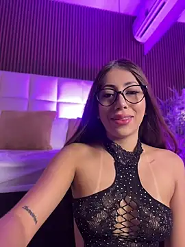 Snapshot of MelanieHillss chatting on July 28, 2026, 4:53 am MelanieHillss online show from July 28, 2026, 4:53 am