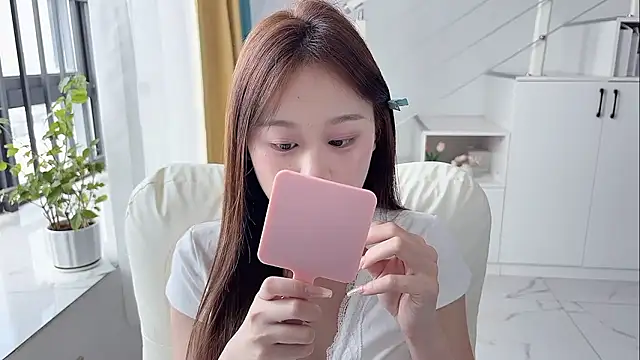 Snapshot of Cassie-20 chatting on October 17, 2025, 2:15 am Cassie-20 online show from October 17, 2025, 2:15 am