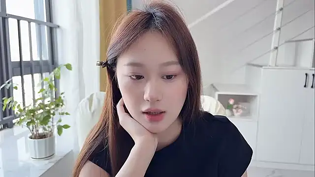 Snapshot of Cassie-20 chatting on November 16, 2025, 2:05 am Cassie-20 online show from November 16, 2025, 2:05 am