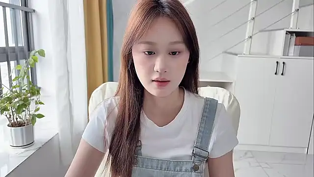 Snapshot of Cassie-20 chatting on November 14, 2025, 2:04 am Cassie-20 online show from November 14, 2025, 2:04 am