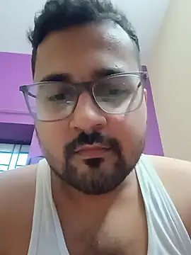 Snapshot of susthovai chatting on November 27, 2025, 11:21 am susthovai online show from November 27, 2025, 11:21 am