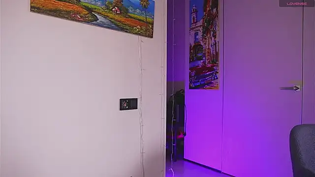 Limy Sweet online show from March 31, 2026, 8:27 am