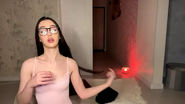 Snapshot of alissadreams chatting on February 19, 2026, 10:56 am alissadreams online show from February 19, 2026, 10:56 am