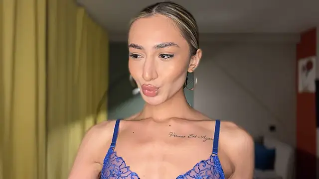 Snapshot of alissadreams chatting on February 5, 2026, 8:04 pm alissadreams online show from February 5, 2026, 8:04 pm