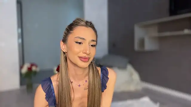 Snapshot of alissadreams chatting on June 6, 2026, 1:27 pm alissadreams online show from June 6, 2026, 1:27 pm