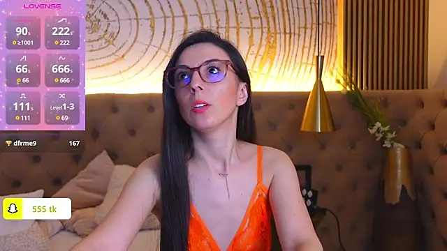 Snapshot of ClassyAllie chatting on February 18, 2025, 2:06 pm ClassyAllie online show from February 18, 2025, 2:06 pm
