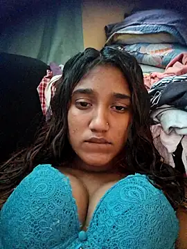 indianpink lips online show from June 4, 2026, 11:48 am