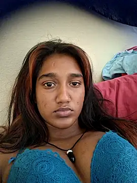 indianpink lips online show from February 18, 2026, 11:17 am