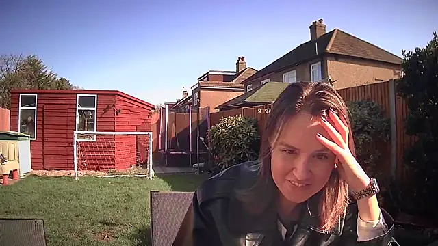 eatmypie69 online show from March 5, 2026, 11:51 am