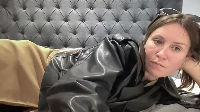 eatmypie69 online show from October 12, 2025, 7:15 pm