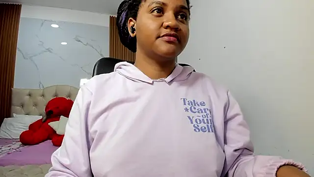 ZahraRose online show from February 12, 2026, 9:31 am