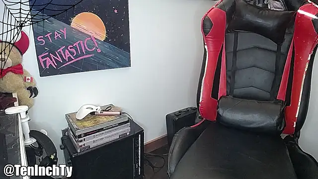 Snapshot of teninchty chatting on October 22, 2025, 4:28 pm teninchty online show from October 22, 2025, 4:28 pm