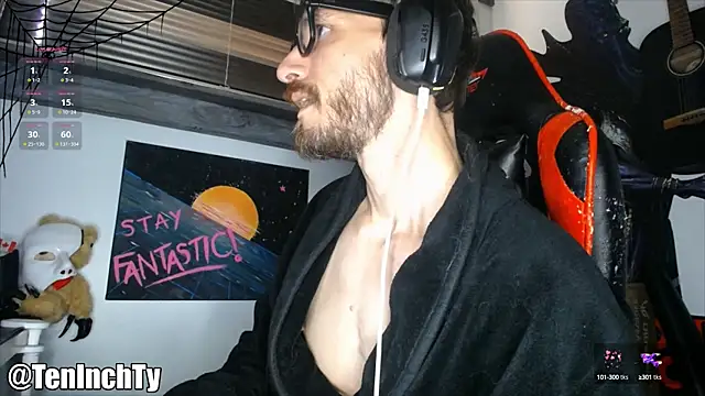 Snapshot of teninchty chatting on October 11, 2025, 5:03 pm teninchty online show from October 11, 2025, 5:03 pm