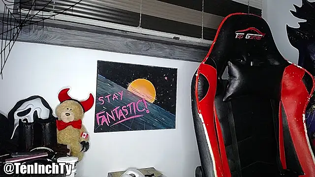 Snapshot of teninchty chatting on October 24, 2025, 4:11 am teninchty online show from October 24, 2025, 4:11 am